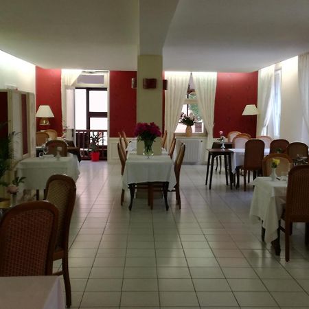 Logis Au Puits Enchante Saint-Martin-en-Bresse المظهر الخارجي الصورة