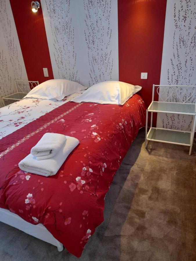 Logis Au Puits Enchante Saint-Martin-en-Bresse المظهر الخارجي الصورة