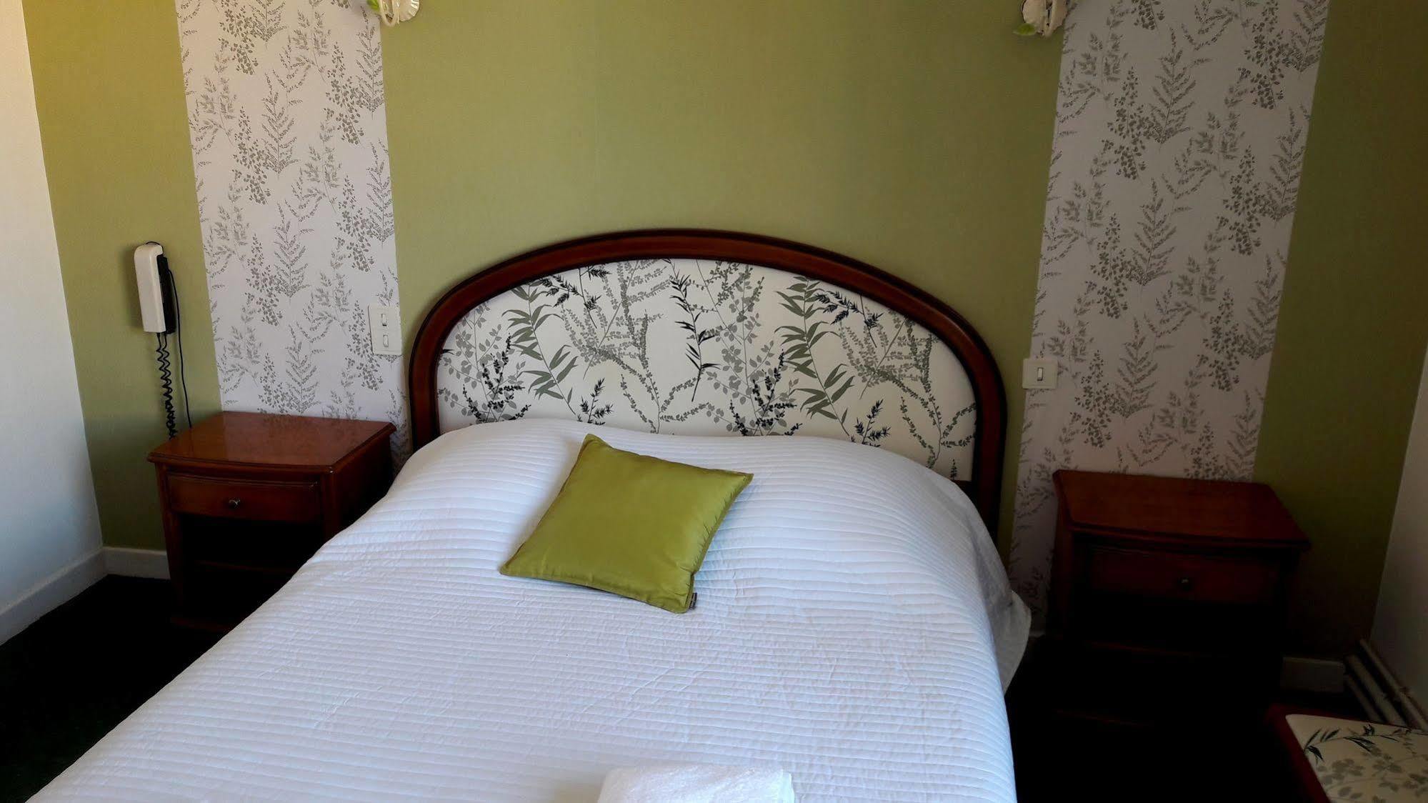Logis Au Puits Enchante Saint-Martin-en-Bresse المظهر الخارجي الصورة